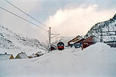 Norvegia altopiano dell'Hardanger, una stazioncina della spettacolare Flamsbana. 